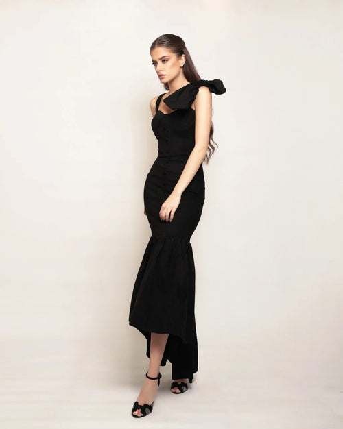 Black Sweetheart Velvet Midi Dress