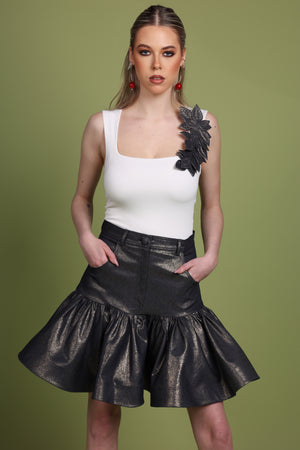 Cotton Stretch Top with Removable Floral Brooch