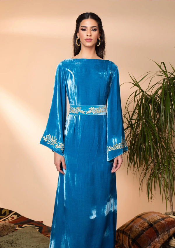 Zahra abaya
