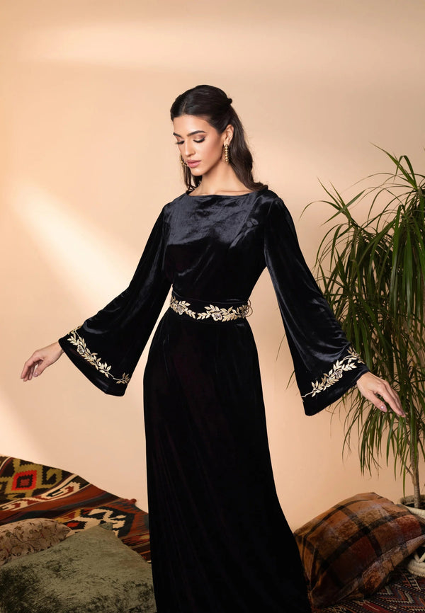 Zahra abaya