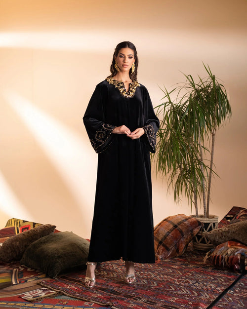 noir luxe abaya